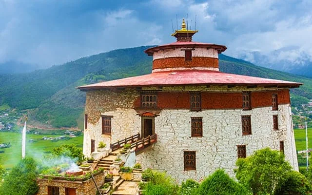 Entrée du musée national du Bhoutan (Paro)