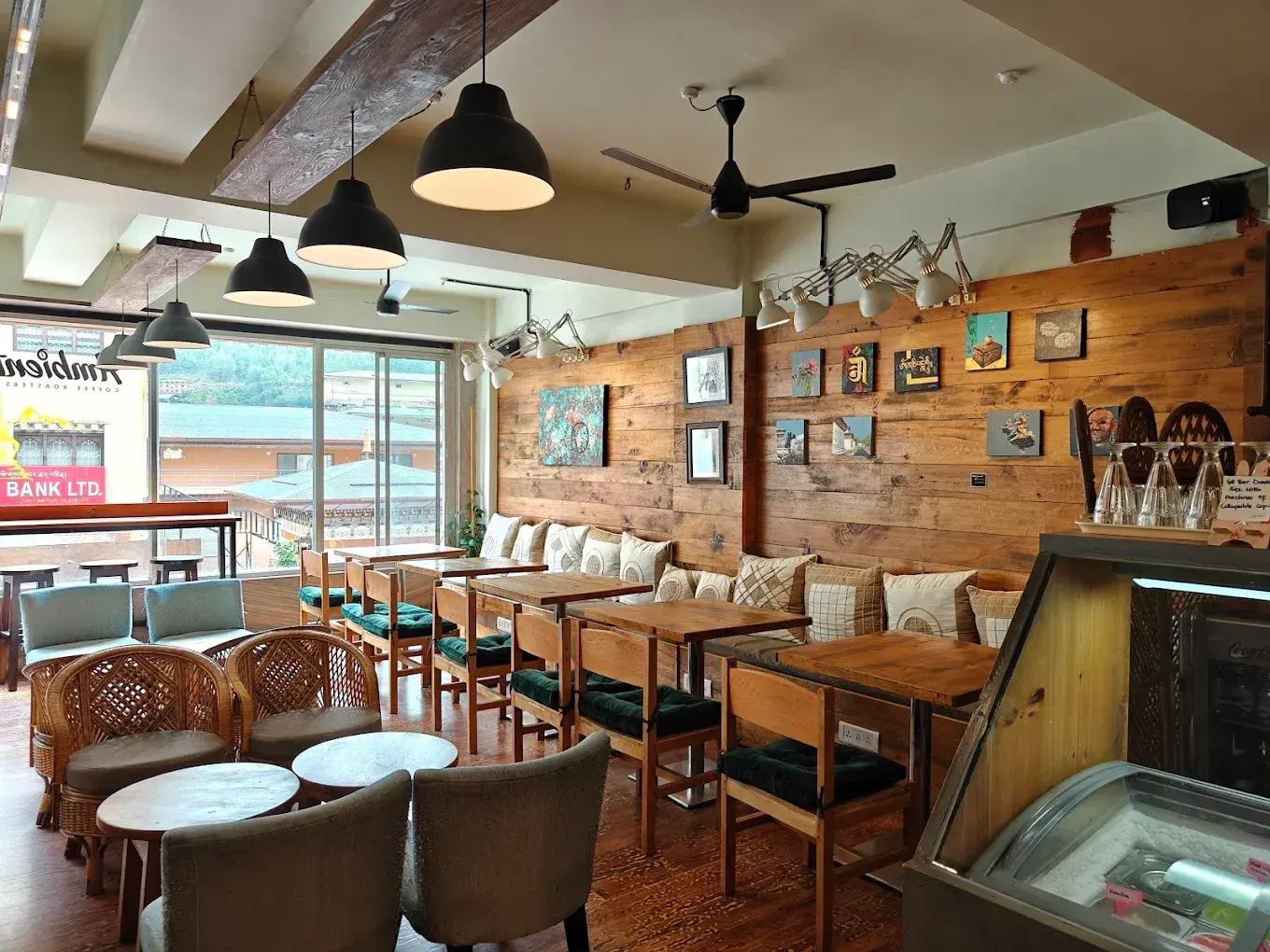 Ambient Cafe