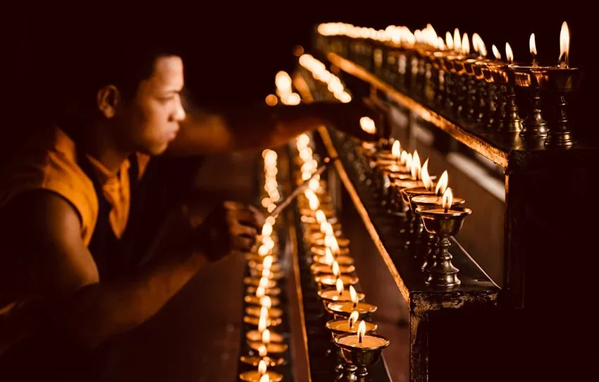 Light 108 Butter Lamps